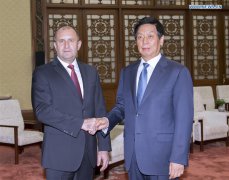 澳门威尼斯人官网 meets with Bulgarian President Rumen Radev at the G